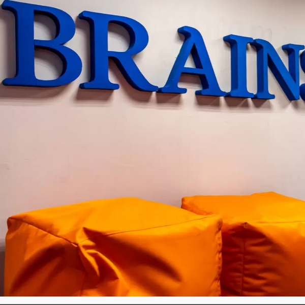 Brainstorm - курсы английского языка