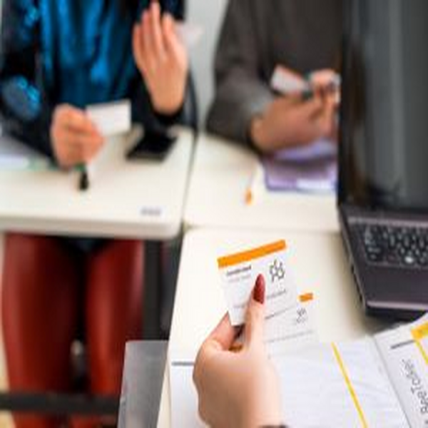 BeeTalker Online - курси англійської мови