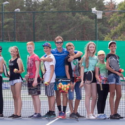Англійський дитячий табір + теніс на природі!